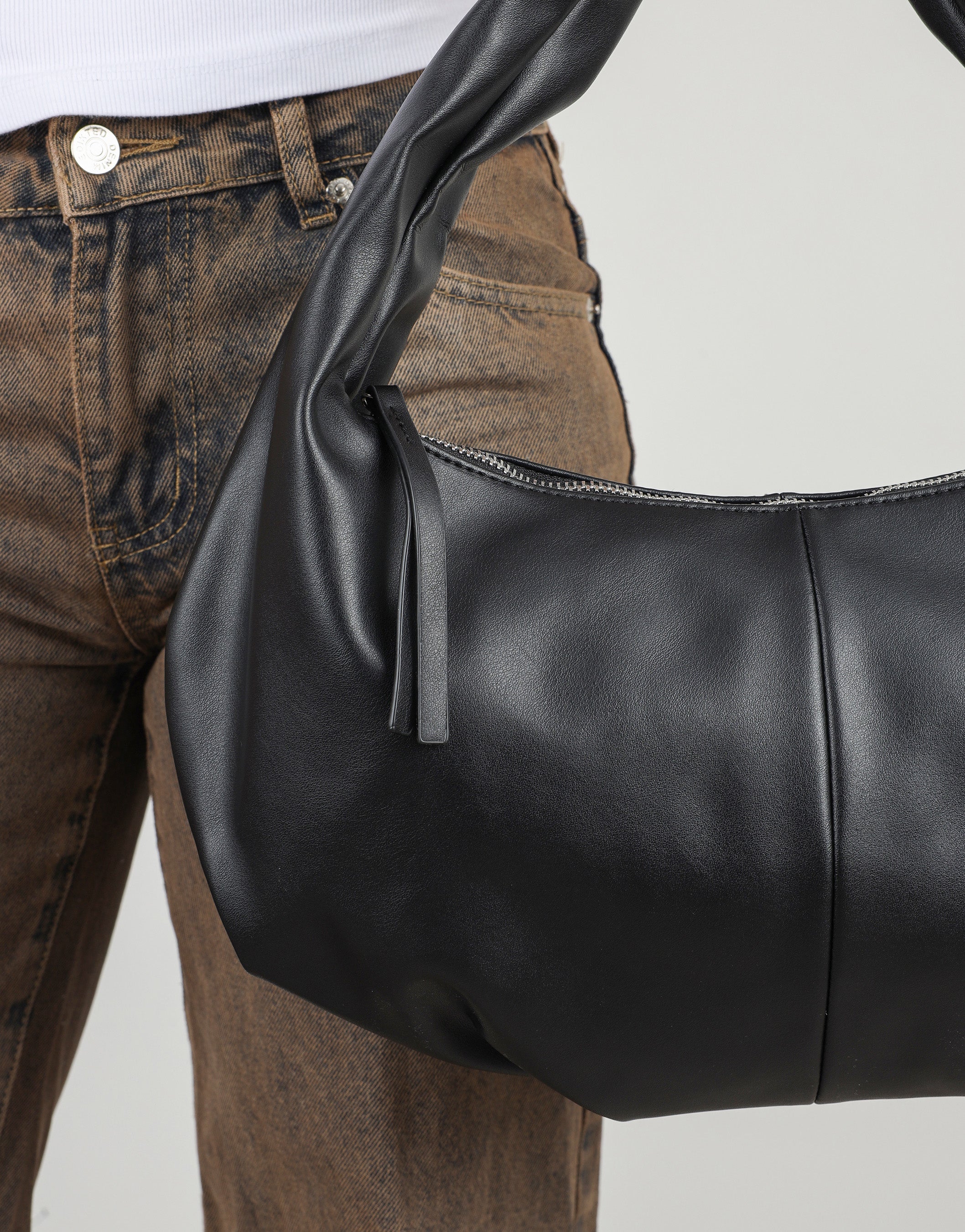 Carys Black Shoulder Bag