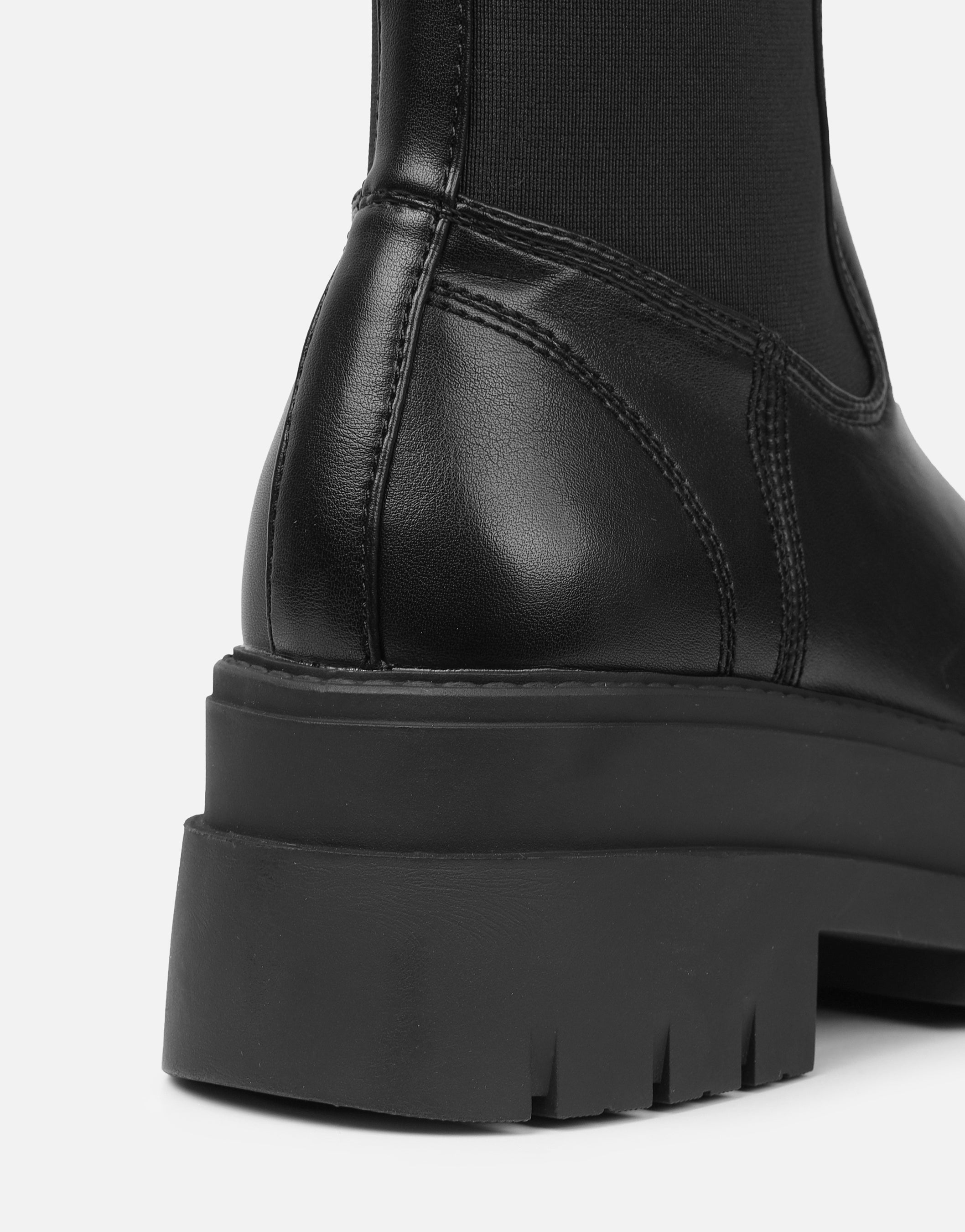 Arvin Black Chelsea Chunky Ankle Boots