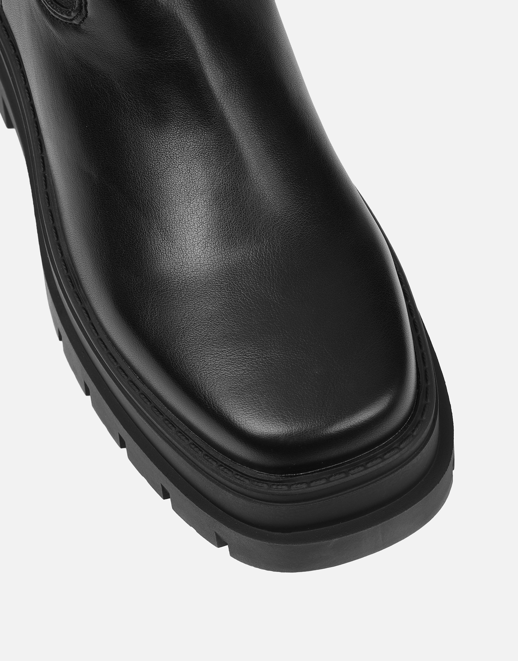 Arvin Black Chelsea Chunky Ankle Boots