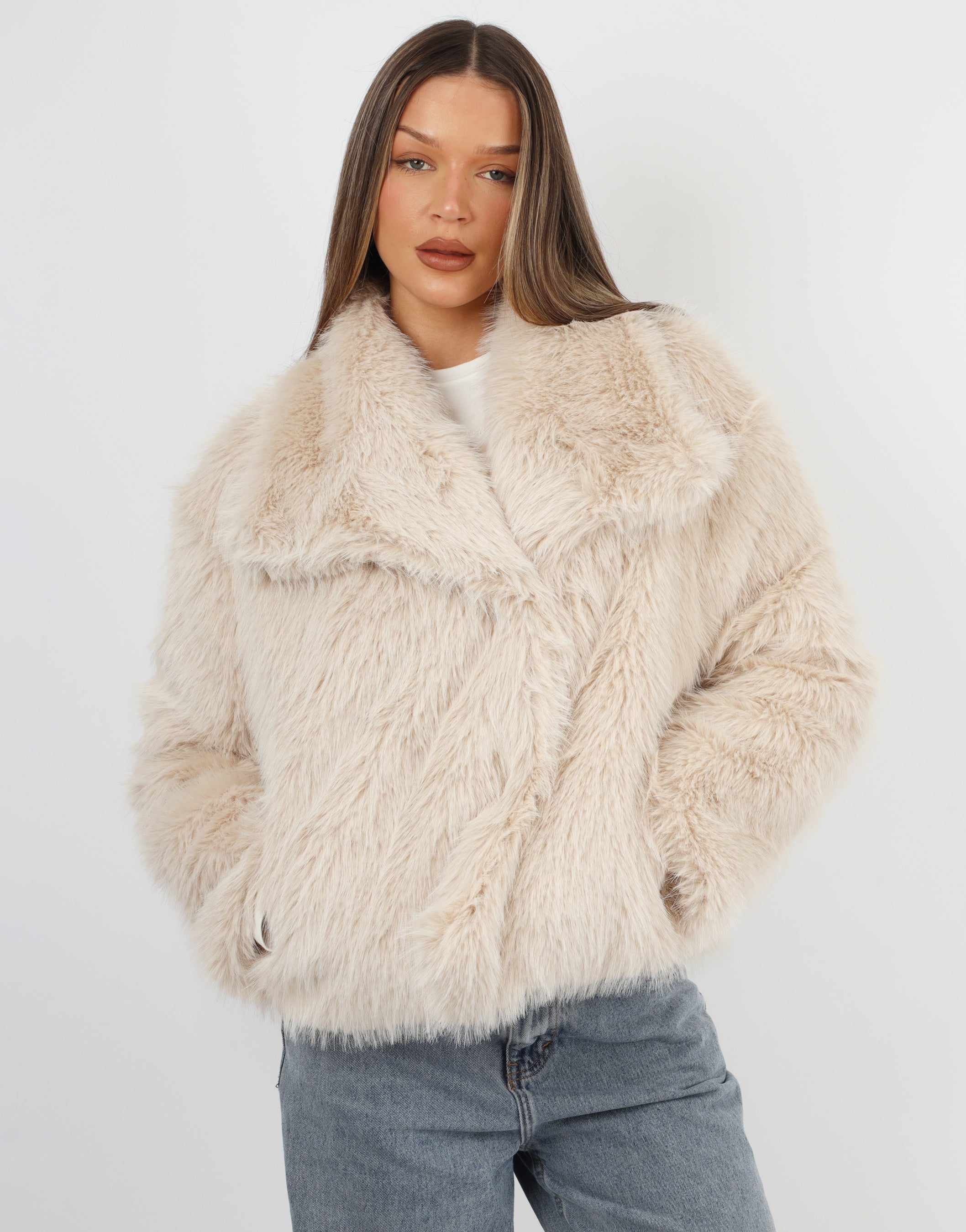 Arabella Oversized Collar Premium Faux Fur Coat in Beige