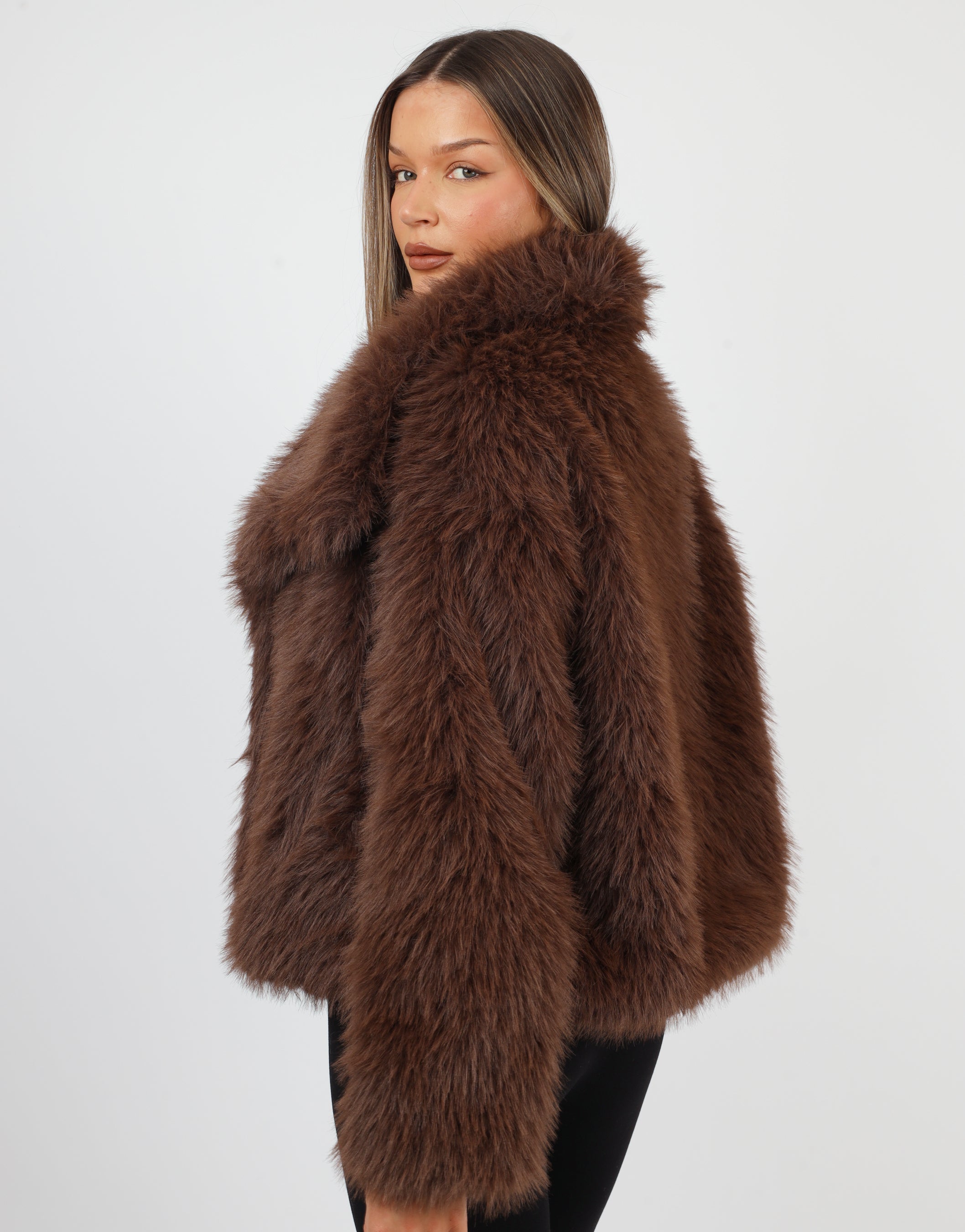 Arabella Oversized Collar Premium Faux Fur Coat in Dark Brown