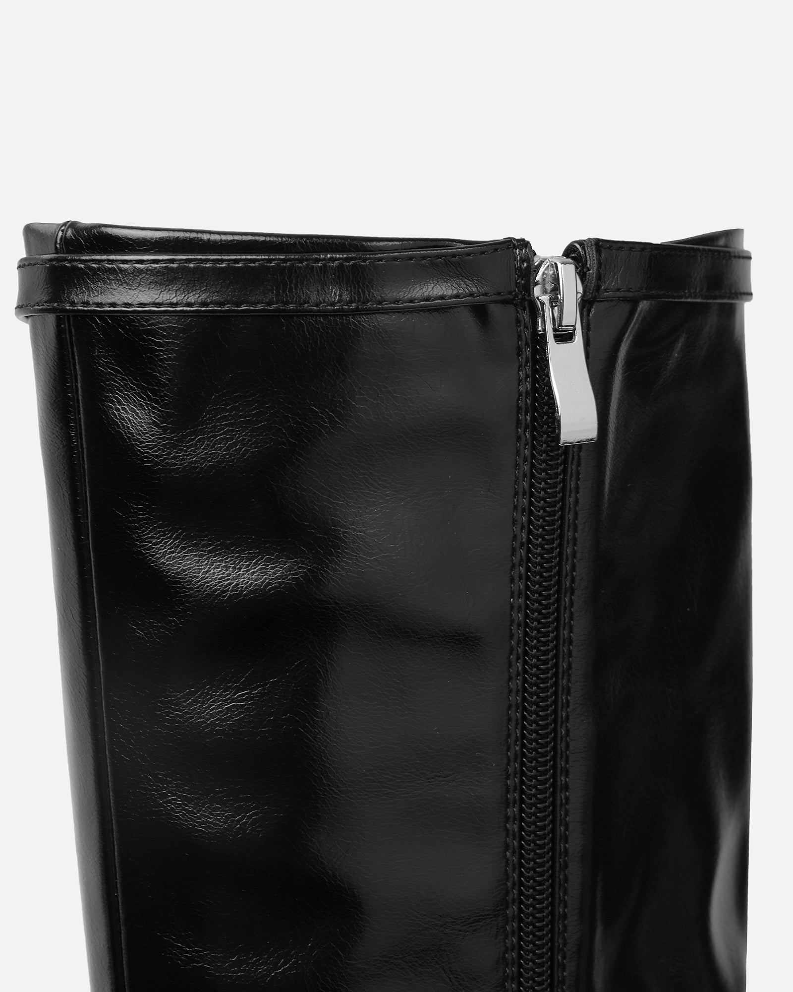 Hade Black Buckle Detail Heeled Knee Boots