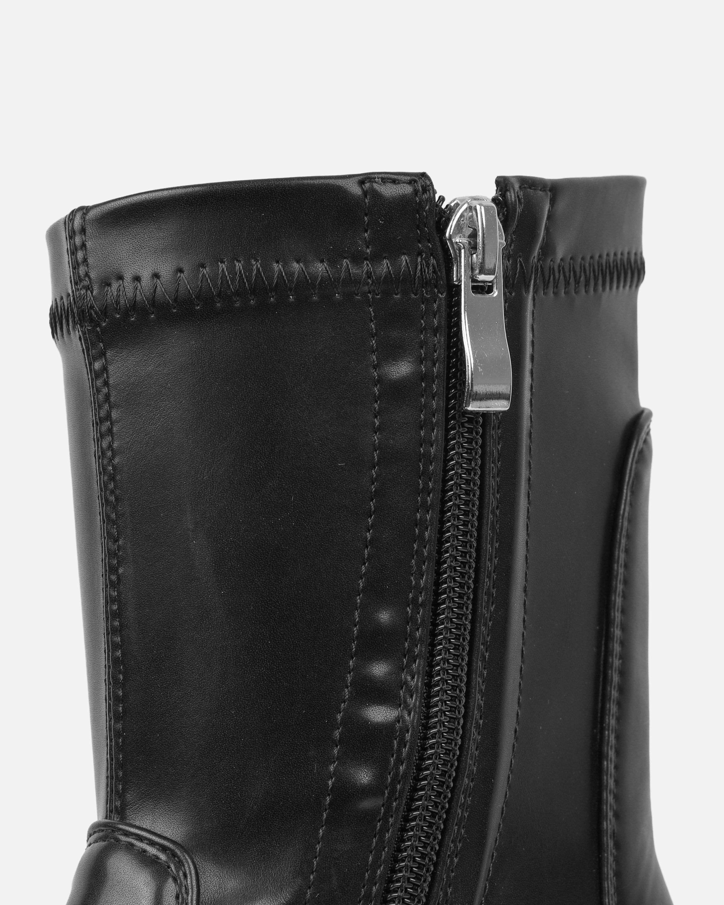 Lionel Black Chunky Boots With Toe Plate