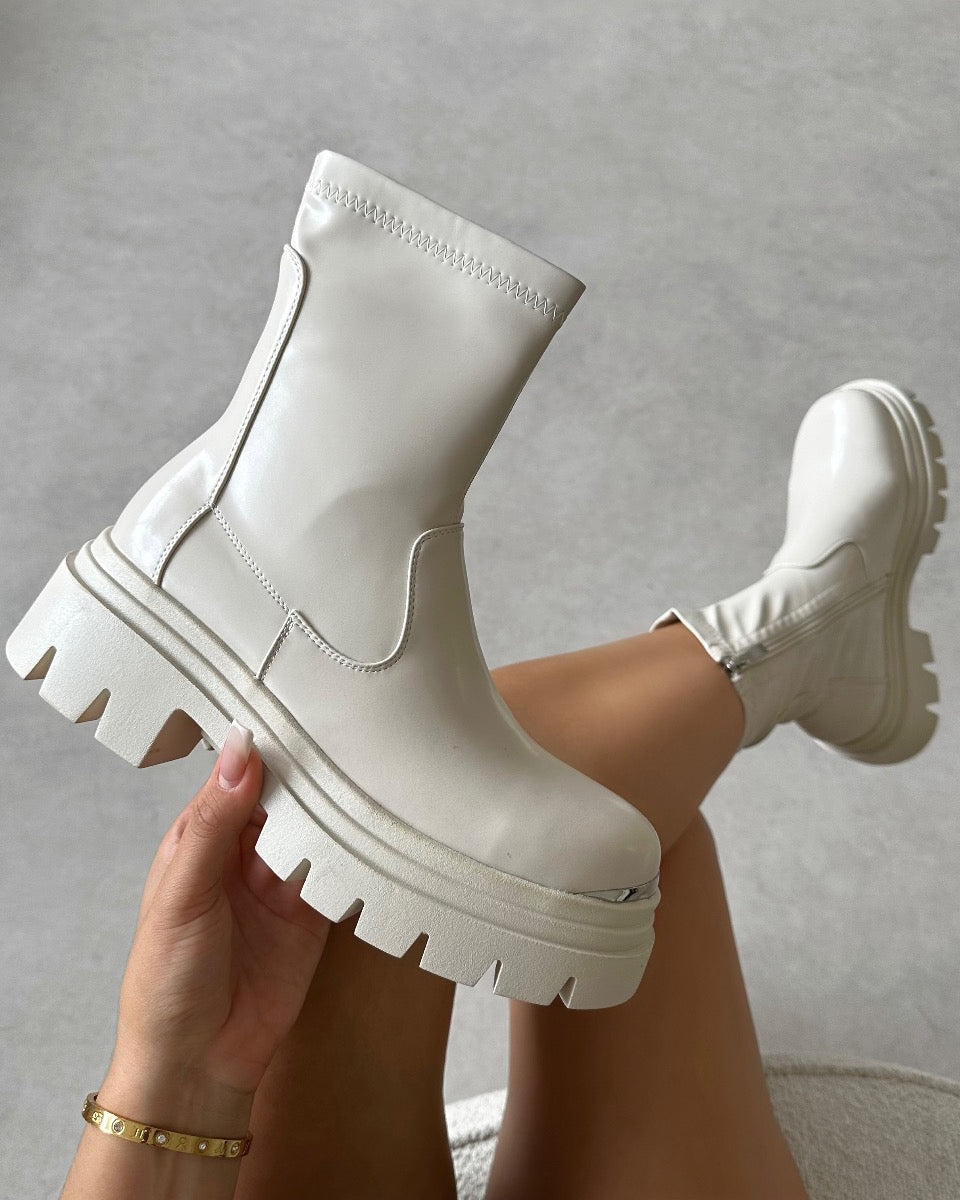 Lionel Stone Chunky Boots With Toe Plate