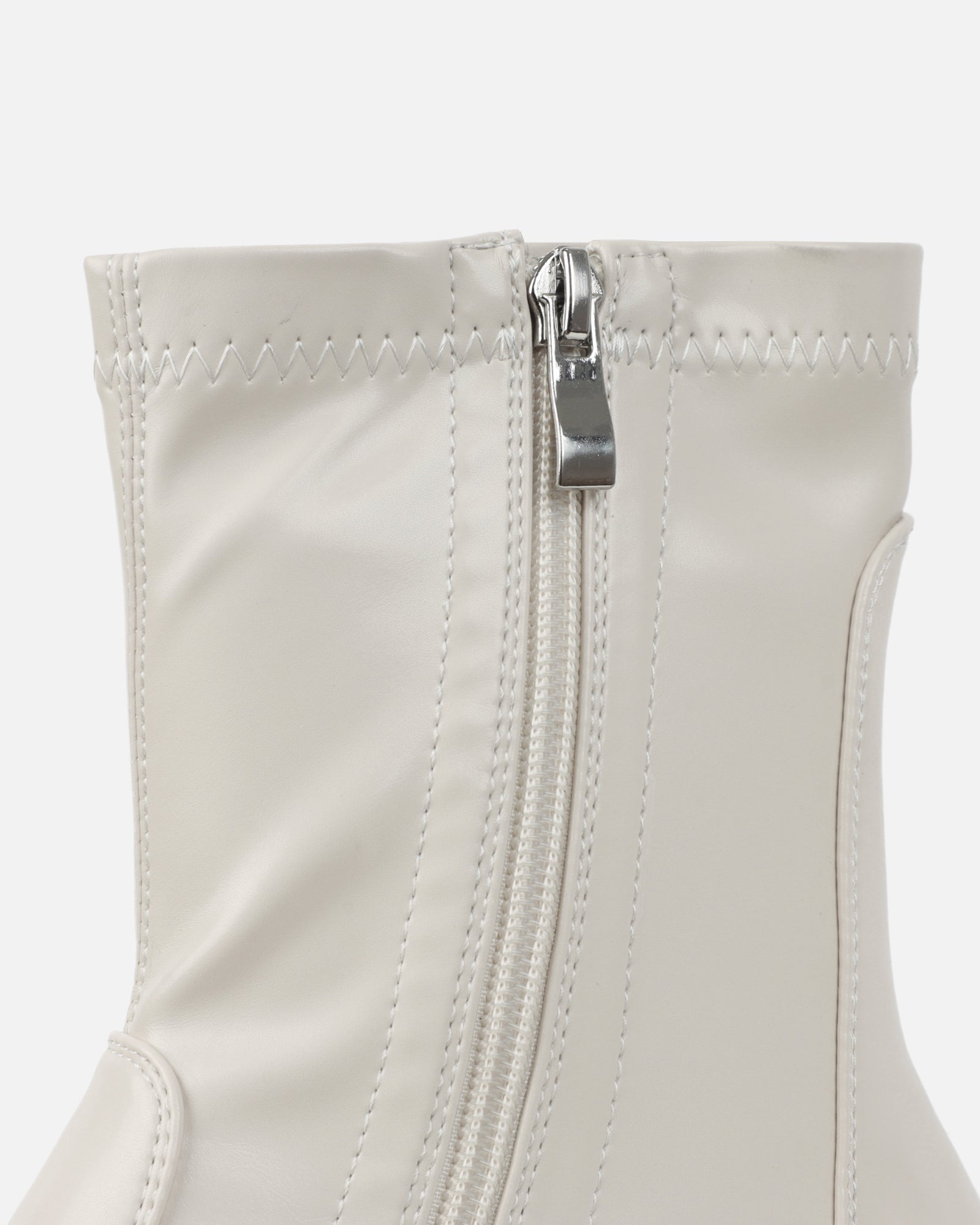 Lionel Stone Chunky Boots With Toe Plate