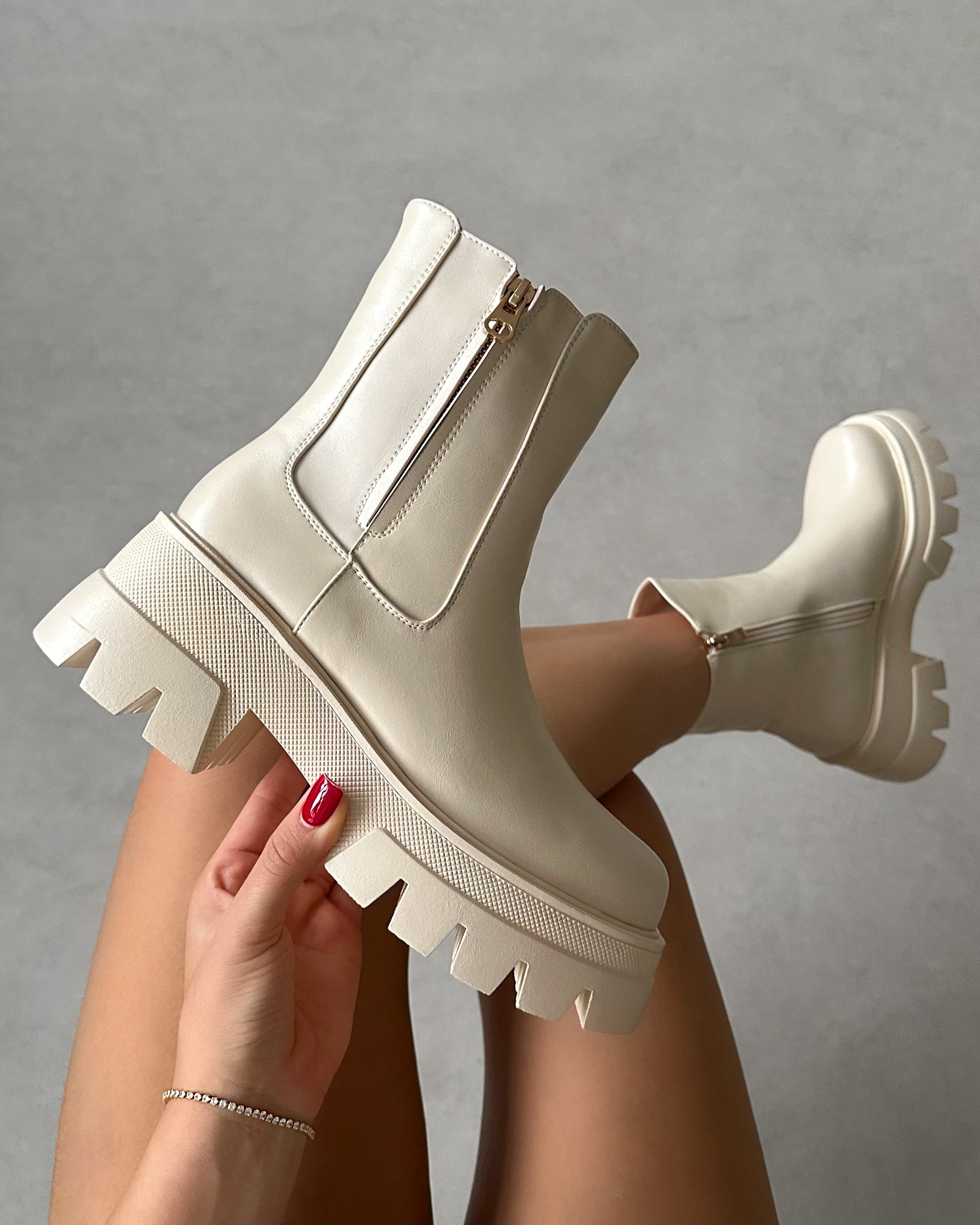 Myles Stone Chunky Ankle boots