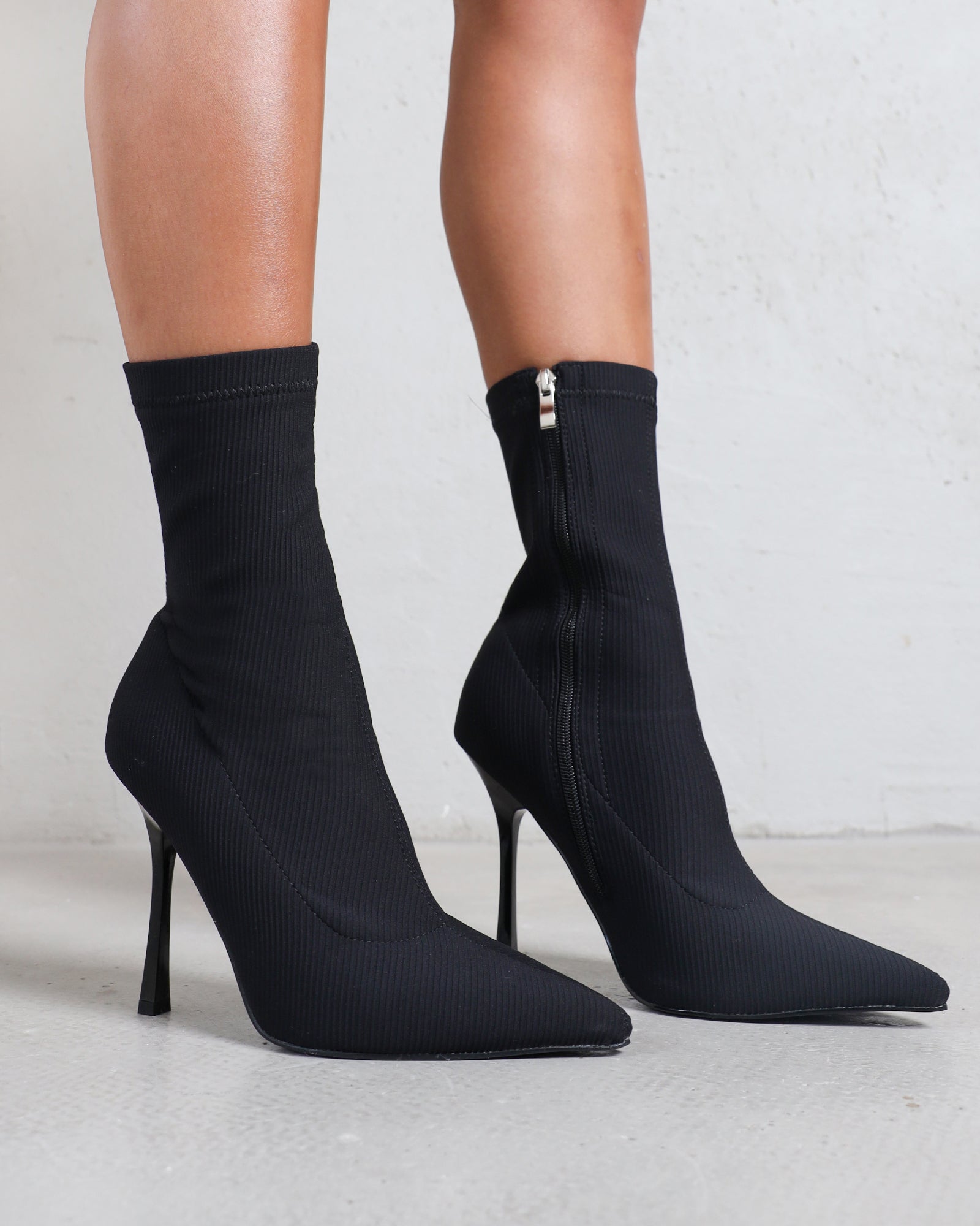 Huntley Black Ribbed Stretch Heeled Boots